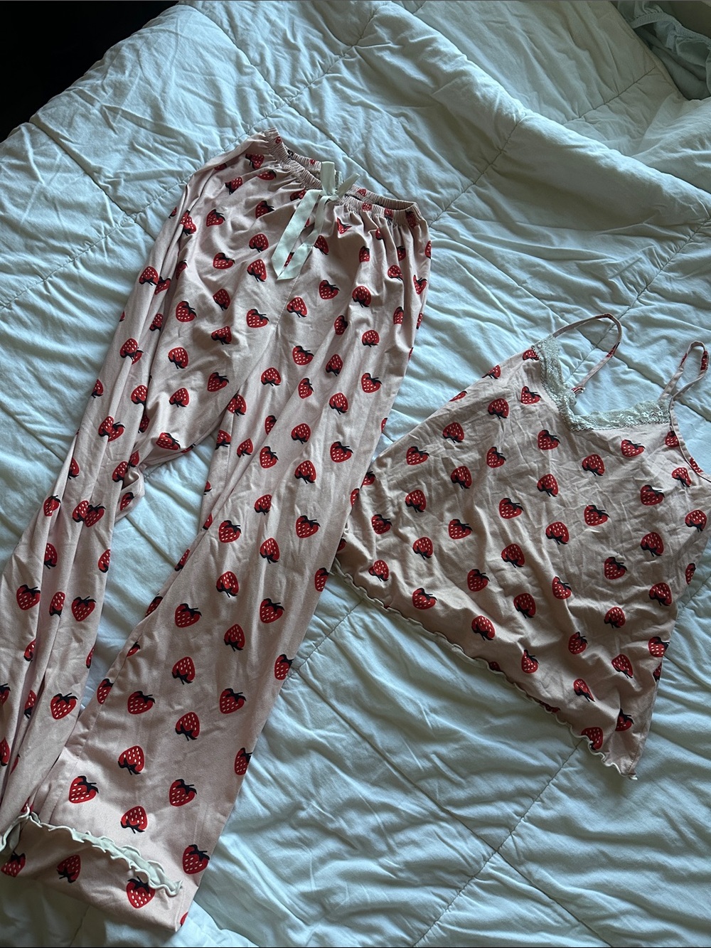 Women's Pink Strawberry-Print Pajama Set - Cami & Pants